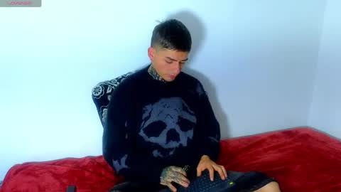 Esteban independent model online show from April 2026 01:17:02 PM