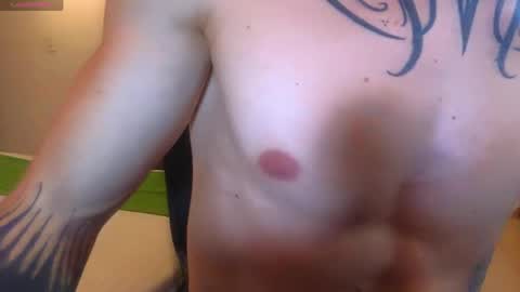 Snapshot of estebanchar_ chatting on May 2026 11:10:01 PM Esteban independent model online show from May 2026 11:10:01 PM