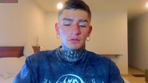 Snapshot of estebanchar_ chatting on May 2026 12:16:02 AM Esteban independent model online show from May 2026 12:16:02 AM