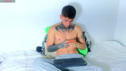 Snapshot of estebanchar_ chatting on June 2026 11:45:02 AM Esteban independent model online show from June 2026 11:45:02 AM
