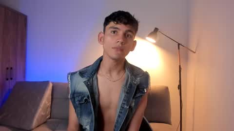 Esteban online show from February 2025 10:25:01 PM