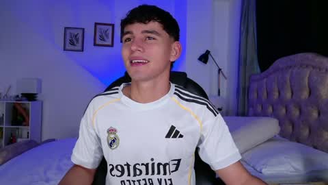 Esteban online show from April 2026 10:59:01 AM