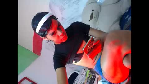 estefani robles online show from May 2026 11:42:01 PM