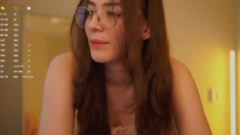 Ester online show from May 2026 04:43:02 AM