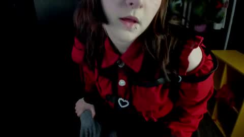 Snapshot of estertwilight chatting on May 2026 09:11:01 PM Ester online show from May 2026 09:11:01 PM