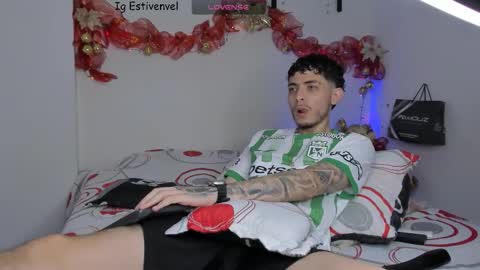 Snapshot of estivenvel chatting on November 2025 02:28:01 PM estivenvel online show from November 2025 02:28:01 PM