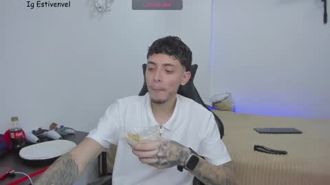 Snapshot of estivenvel chatting on March 2026 12:34:02 AM estivenvel online show from March 2026 12:34:02 AM