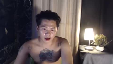 Snapshot of esward_tynn chatting on September 2025 03:23:02 PM im esward tynn online show from September 2025 03:23:02 PM