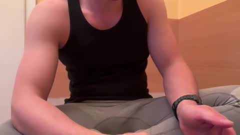 Tom online show from September 2025 11:20:02 PM