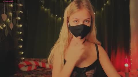 Snapshot of eternalophelia chatting on January 2026 08:54:01 PM Sophia online show from January 2026 08:54:01 PM