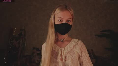 Sophia online show from March 2026 01:07:02 AM