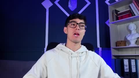 Etham online show from September 2025 01:01:01 PM