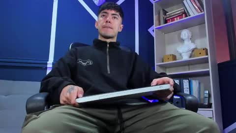 Etham online show from September 2025 12:29:01 PM