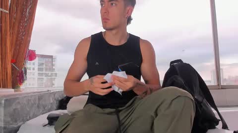 Etham online show from November 2025 11:42:01 AM