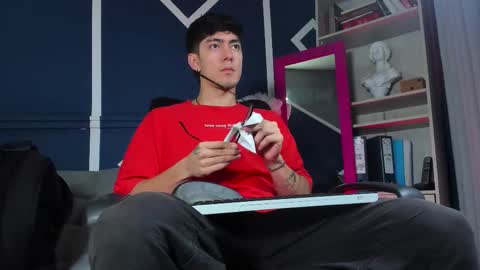 Etham online show from November 2025 11:24:01 AM