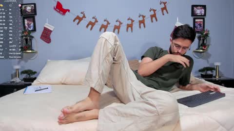 ADAM TAYLOR  ETHAN CAMBAL INDEPENDENT MODELS online show from December 2024 12:45:02 AM