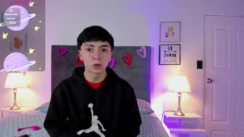 ethan and ava online show from February 2025 01:39:02 PM