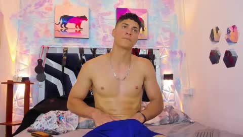 Snapshot of ethan_brownn_ chatting on March 2026 02:49:01 AM ETHAN BROWN online show from March 2026 02:49:01 AM