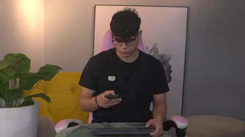 ethan_occonor online show from November 2025 12:27:02 PM