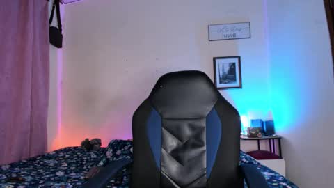 ethan travis online show from March 2026 11:21:01 PM