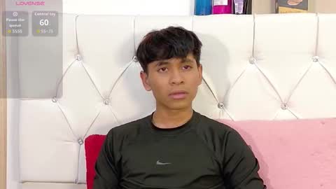 Ethan online show from November 2025 10:34:02 PM