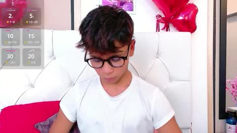 Snapshot of ethan_westt chatting on March 2026 08:15:02 PM Ethan online show from March 2026 08:15:02 PM