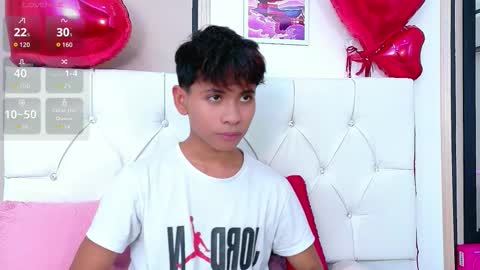 Snapshot of ethan_westt chatting on March 2026 08:26:01 PM Ethan online show from March 2026 08:26:01 PM
