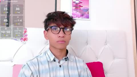 Snapshot of ethan_westt chatting on April 2026 08:50:01 PM Ethan online show from April 2026 08:50:01 PM