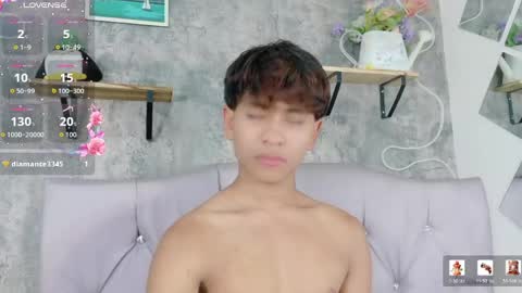 Snapshot of ethan_westt chatting on April 2026 09:39:33 PM Ethan online show from April 2026 09:39:33 PM