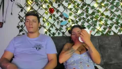 Snapshot of ethanandbrianna chatting on January 2025 12:52:02 AM ethanandbrianna online show from January 2025 12:52:02 AM