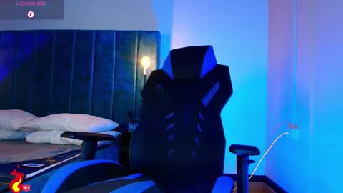 ethanconnor_ online show from October 2025 02:45:02 PM