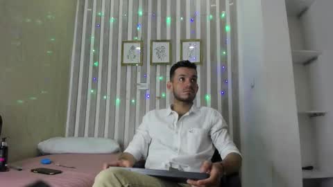 Ethan Grey online show from March 2026 11:21:01 AM