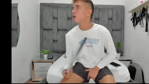 Snapshot of ethanhot_os chatting on April 2026 08:50:01 PM ethanhot_os online show from April 2026 08:50:01 PM