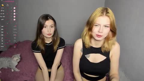 Veronica Tiia Lilith left to right online show from December 2025 04:23:01 PM