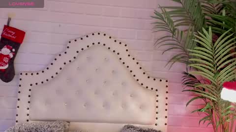 Snapshot of eureekaa chatting on December 2024 04:16:02 AM Eurekaa online show from December 2024 04:16:02 AM