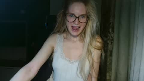 eva2323 online show from March 2025 02:15:01 AM