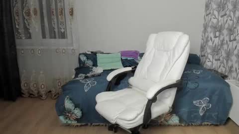 Snapshot of eva_7777 chatting on November 2025 12:27:02 PM Eva online show from November 2025 12:27:02 PM