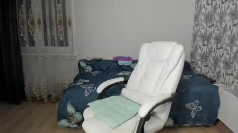 Snapshot of eva_7777 chatting on November 2025 12:36:02 PM Eva online show from November 2025 12:36:02 PM