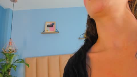 eva_adams22 online show from December 2024 09:08:01 PM