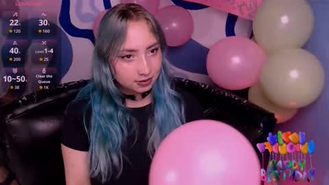 Snapshot of eva_brooks1 chatting on January 2026 08:33:01 PM Iris Smile independent model online show from January 2026 08:33:01 PM