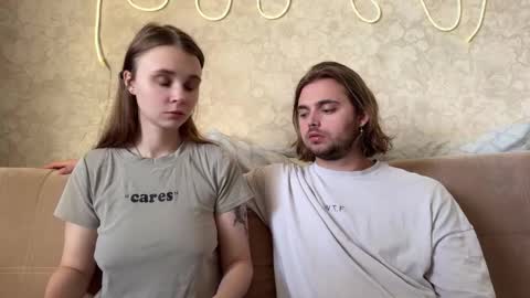 Eva Calvin online show from January 2026 05:00:01 AM