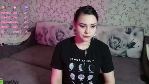 Eva  online show from February 2026 05:25:01 PM