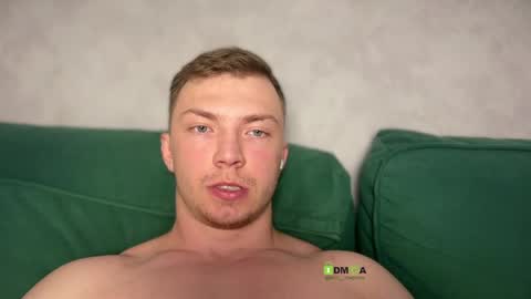 Eva and Iron online show from April 2026 11:17:01 PM