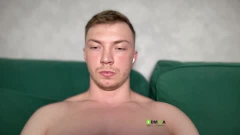 Eva and Iron online show from April 2026 09:23:01 PM