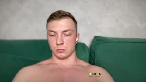 Eva and Iron online show from April 2026 09:09:02 PM