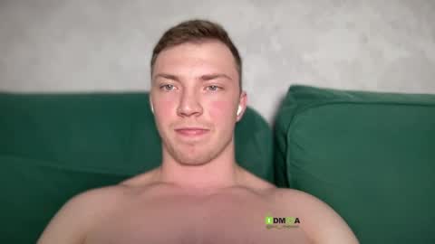 Eva and Iron online show from April 2026 09:08:01 PM