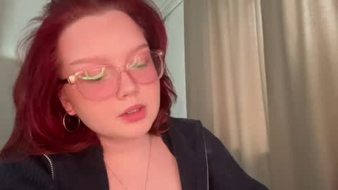 eva_kittenn online show from April 2026 01:16:02 PM