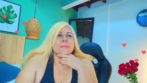 eva_love49 online show from February 2026 06:49:02 PM