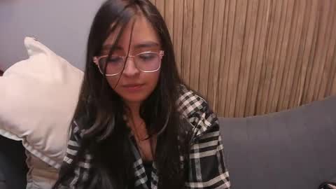 Angelinne online show from December 2024 06:33:02 AM