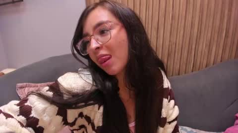 Angelinne online show from January 2025 08:39:02 AM